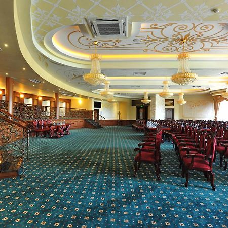 Park Hotel Stara Zagora Eksteriør bilde The interior of the main hall
