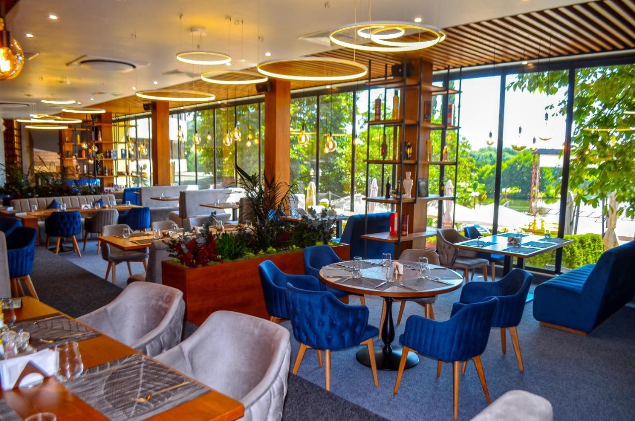 Park Hotel Stara Zagora Eksteriør bilde Restaurant in the hotel