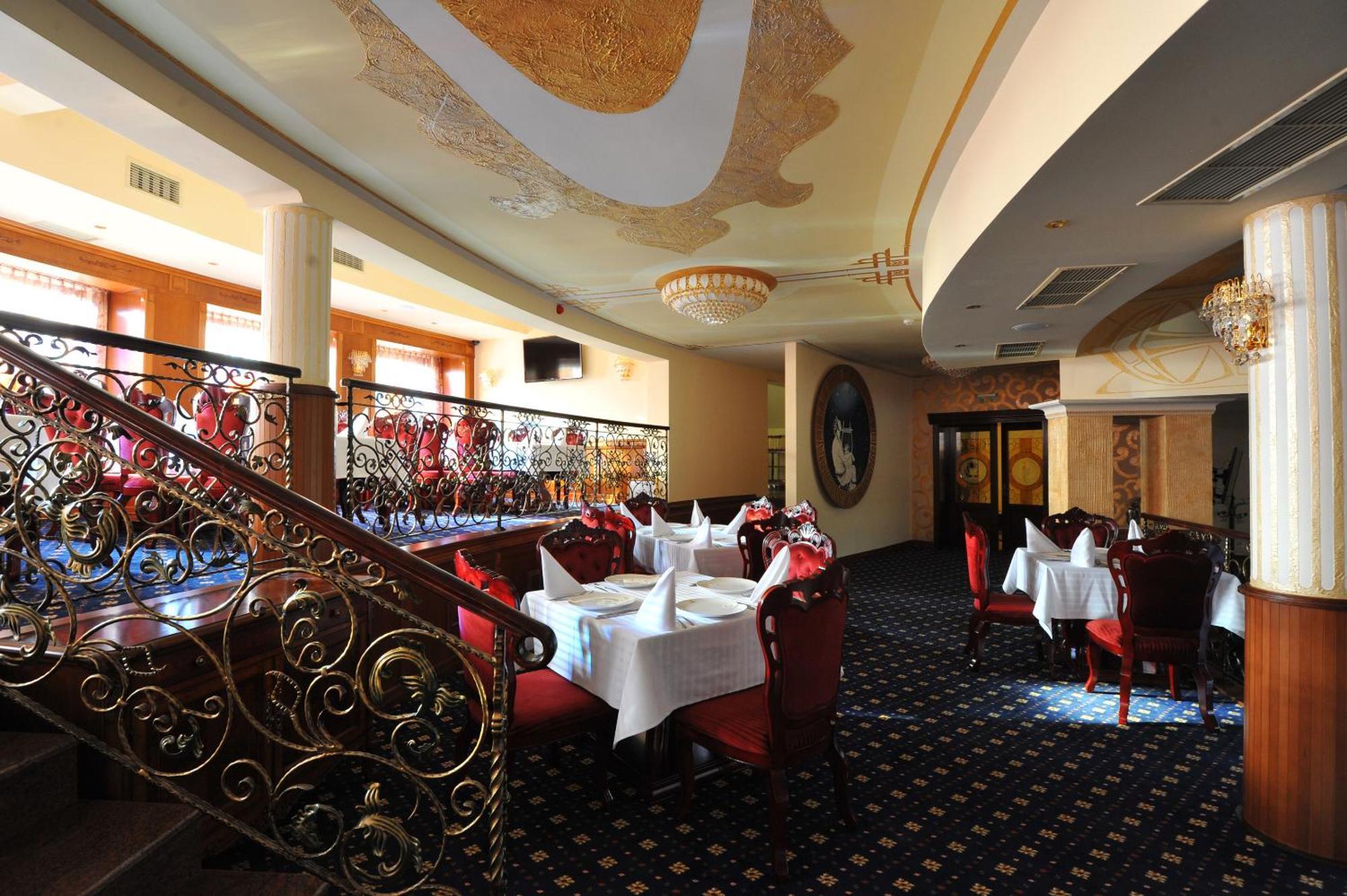 Park Hotel Stara Zagora Eksteriør bilde Restaurant