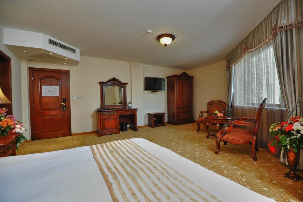 Park Hotel Stara Zagora Eksteriør bilde A room at the hotel
